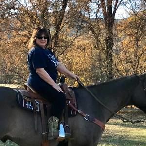 Meet your Posher, Gloria